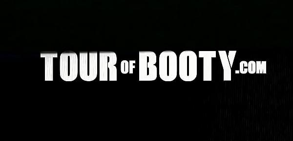  TOUR OF BOOTY - American Soldiers On The Hunt For Arab Booty